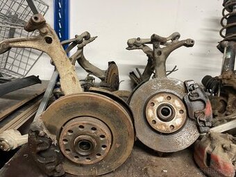 otoče tehlice passat superb a4 a6