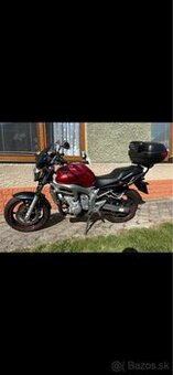 YAMAHA  FZ6