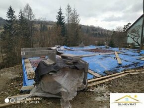 Predaj: Stavebný pozemok so základovou doskou v obci Skalité