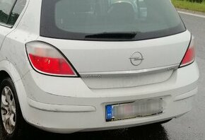Predný + zadný nárazník (originál) Opel Astra H (2006) - 1
