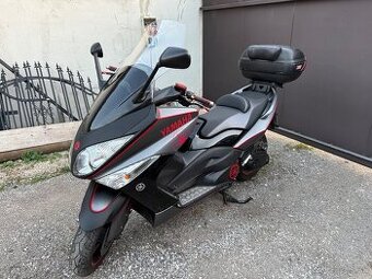 Yamaha T-max 500, 2010