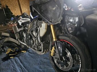 Suzuki GSX-R 1000 K4