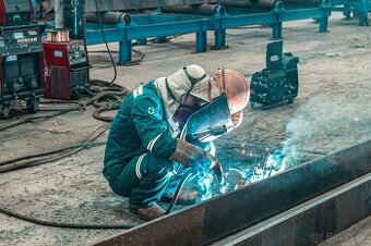Zvárač CO2 – hala, jednozmenná prevádzka