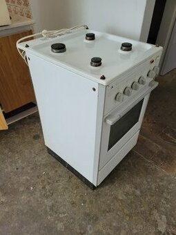 Darujem za odvoz plynovy sporak/elektricka rura