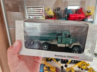 Model Praga V3S 1:43