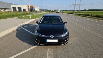 VW e-Golf 100kw CCS, virtual kokpit