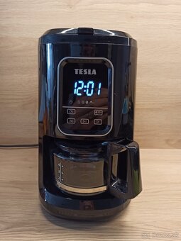 TESLA CoffeeMaster ES400 s mlynčekom