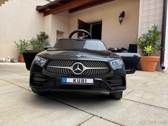 Elektrické autíčko Mercedes-Benz CLS 350 čierne