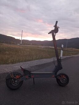 Elektrická kolobežka Kukirin G4