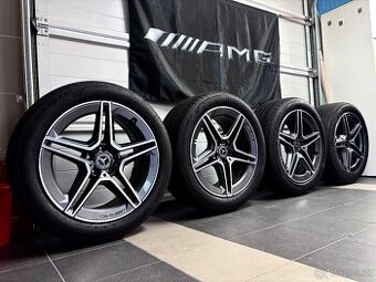 Mercedes AMG R19 orig. Letne