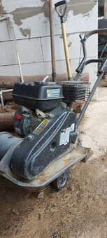 Vibračná doska WOODSTAR PC 13