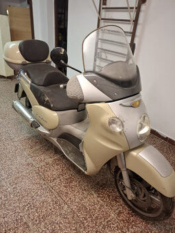 aprilia scarabeo 500