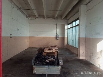 Hľadám sklad Dielňu a pod.