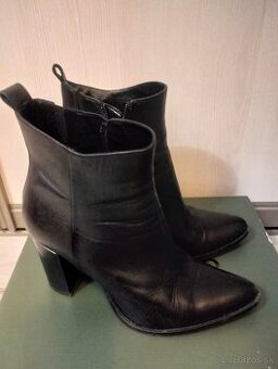 Predám dámske čižmičky Gino Rossi