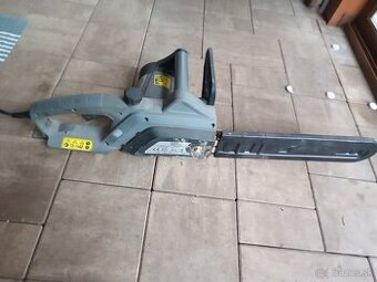 Elektrická reťazová píla