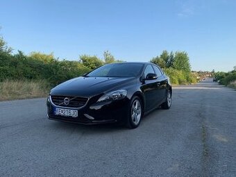 Predám volvo V40 Automat - 1