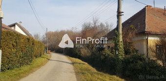 Predám stavebný pozemok Podhorany Sokolníky 5867m2.