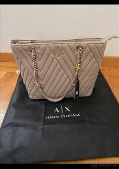 Armani kabelka