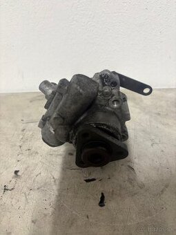 Servo čerpadlo 2,5tdi