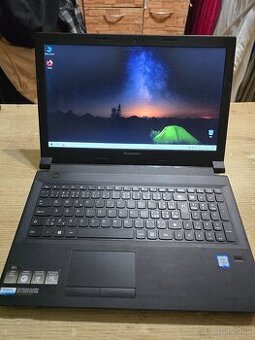 15.6 palcove Lenovo B51 s 8gb ram 1Tb diskom a i5 procesorom