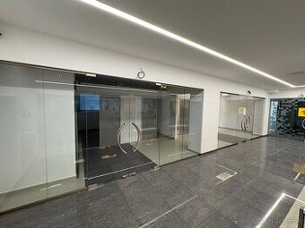 Reality Kolesár prenajíma priestor 36 m2 OC Gastrodom Mlynsk