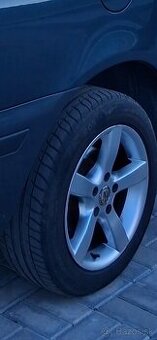 Predám Elektróny 5x112 R16 letné pneumatiky ..