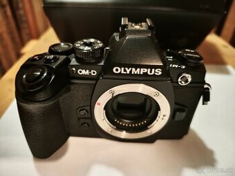 Olympus E-M1 - po IR konverzii 720 nm