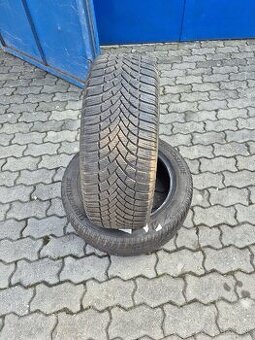 Zimne pneu 215/55 R17