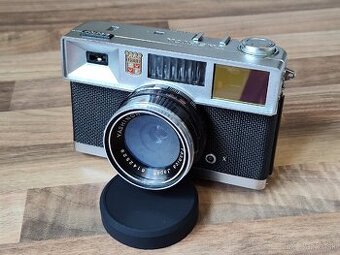 Starý kinofilm fotoaparát Yashica Flash O Set