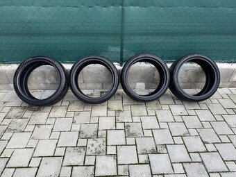 letné pneu Barum Bravuris 5HM 215/40 R18 Y XL