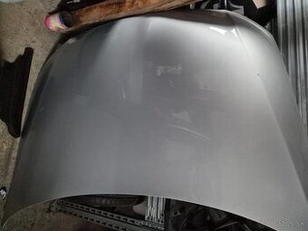 Predná kapota VW Passat b6