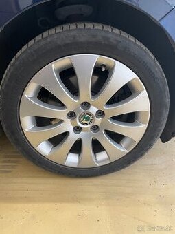 Elektróny 225/45 ZR17 škoda superb  letné