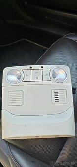 Škoda superb 2 , stropné svetlo