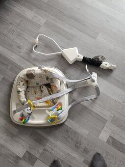 Graco hopsadlo Bumper Jumper™ up & away