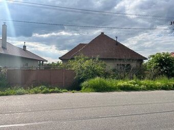Rodinny dom v obci Hul dedičstvo po babke,predám 1/4