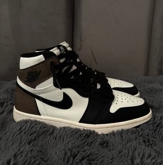 Jordan 1 Mocha