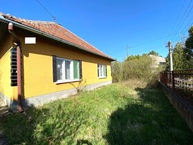 Rodinný dom s veľkým pozemkom – Dubník (okres NZ)