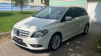 Mercedes-Benz w246 B Trieda B180 cdi Executive