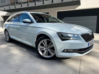 Škoda Superb Combi 2.0 TDI 190k 4x4 Style DSG EU6
