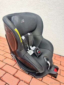 Britax Römer Dualfix Pro M Classic Deep black