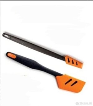 Tupperware stierka silikonova