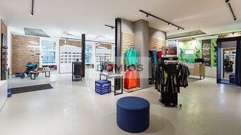 Špičkový klim. obchodný priestor (192,59 m2, parking, KE-J)