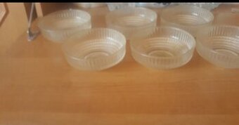 Predám misky na kompót, šalát za 12 eur.