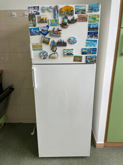 Kombinovana chladnička Calex výška 144cm