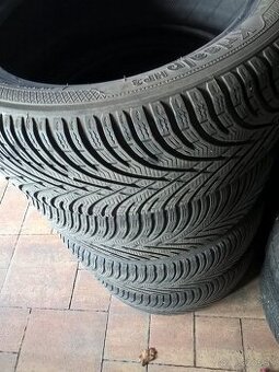 4 ks ZIMNÉ 215/50 R17 9H XL KLEBER DOT4219 2x8 mm a 2x6-7 mm