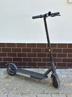 Xiaomi Mi Electric Scooter Pro 2 – výborný stav