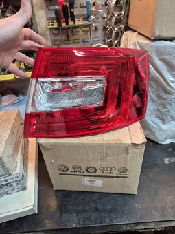 Nové originál zadné pravé svetlo LED škoda octavia 3 sedan
