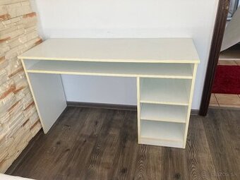 Predám písací stôl a stolicka