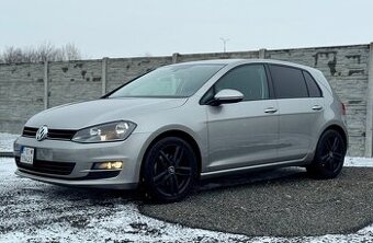 VOLKSWAGEN GOLF 1.4TSI HIGHLINE