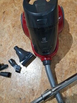 Podlahový vysávač Electrolux